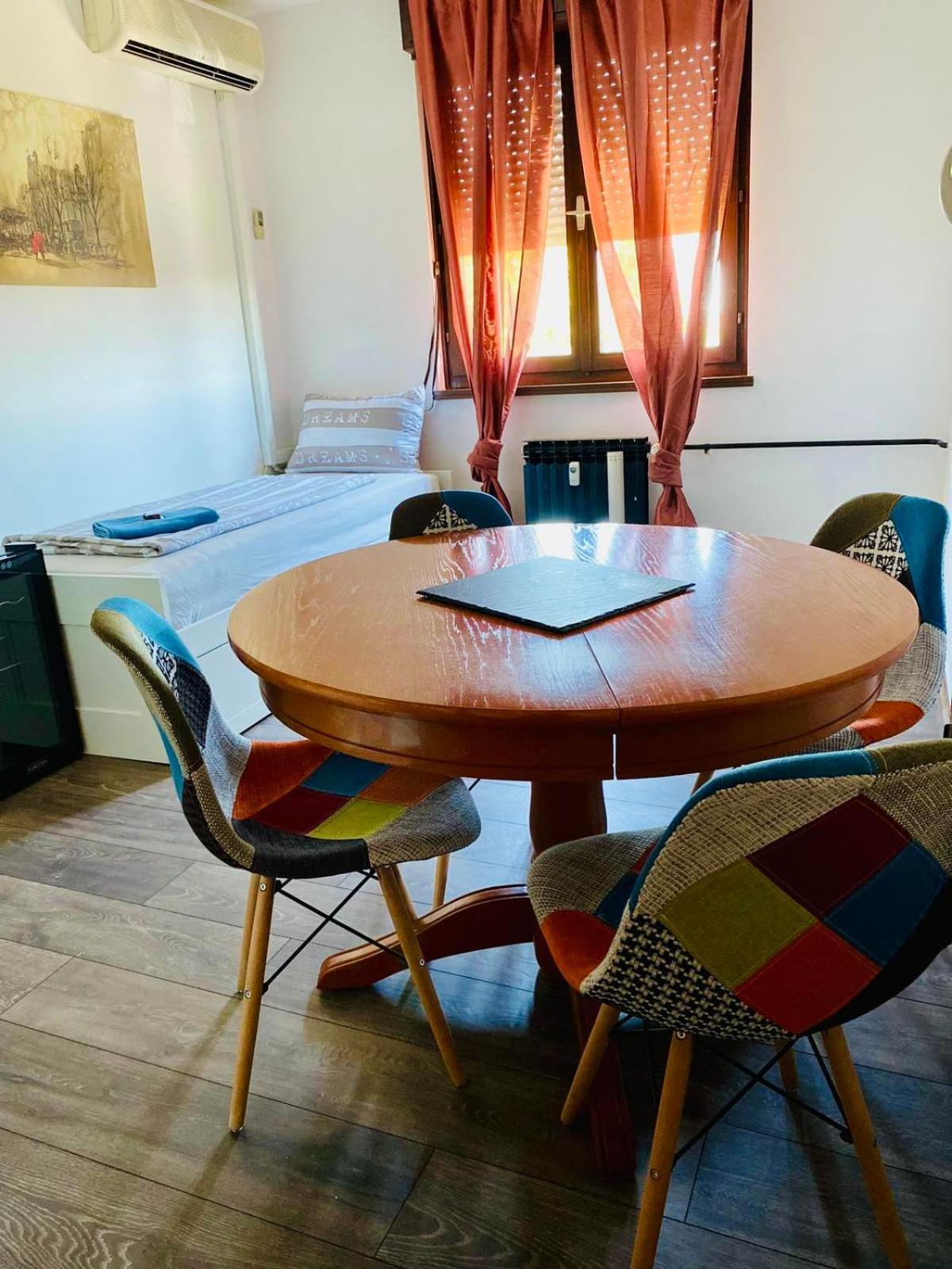 Fly By Suite - Zagreb Airport - 0-24H Self Check In&Out - Parking On Site Velika Gorica Extérieur photo