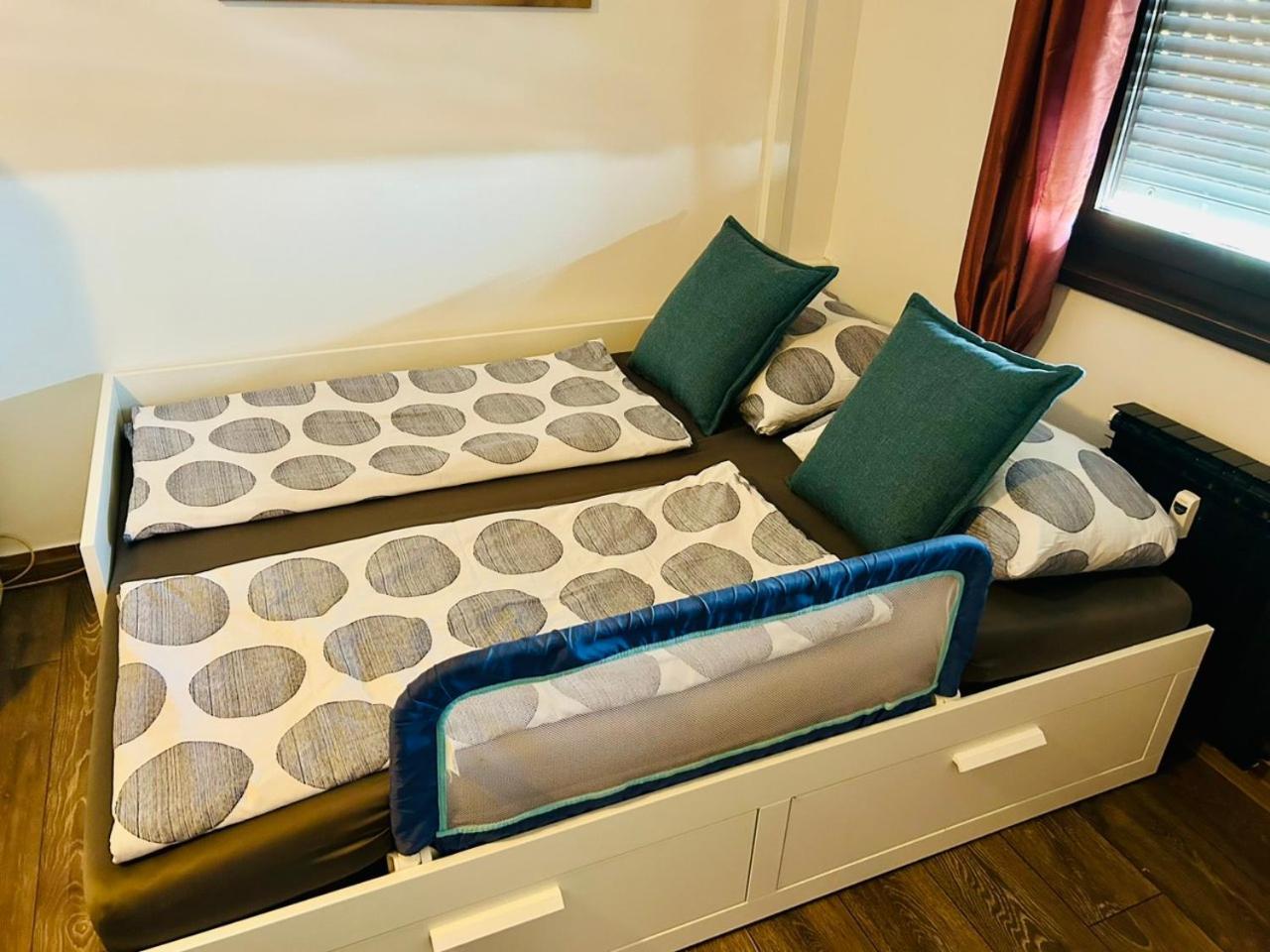 Fly By Suite - Zagreb Airport - 0-24H Self Check In&Out - Parking On Site Velika Gorica Extérieur photo